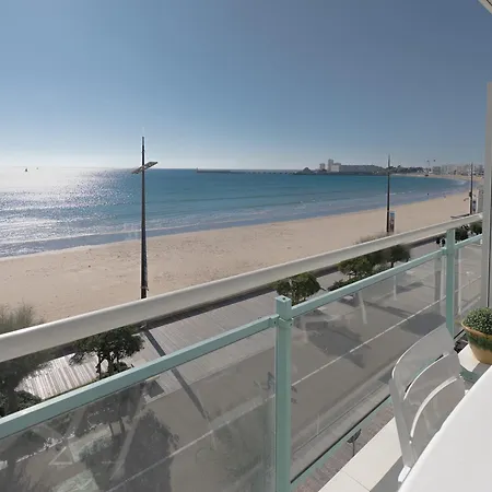 Spacieux 4 Pers Face Avec Balcon - Fr-1-197-639 شقة