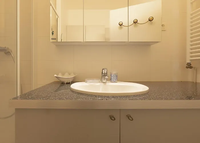 Spacieux 4 Pers Face Avec Balcon - Fr-1-197-639 * Les Sables-dʼOlonne